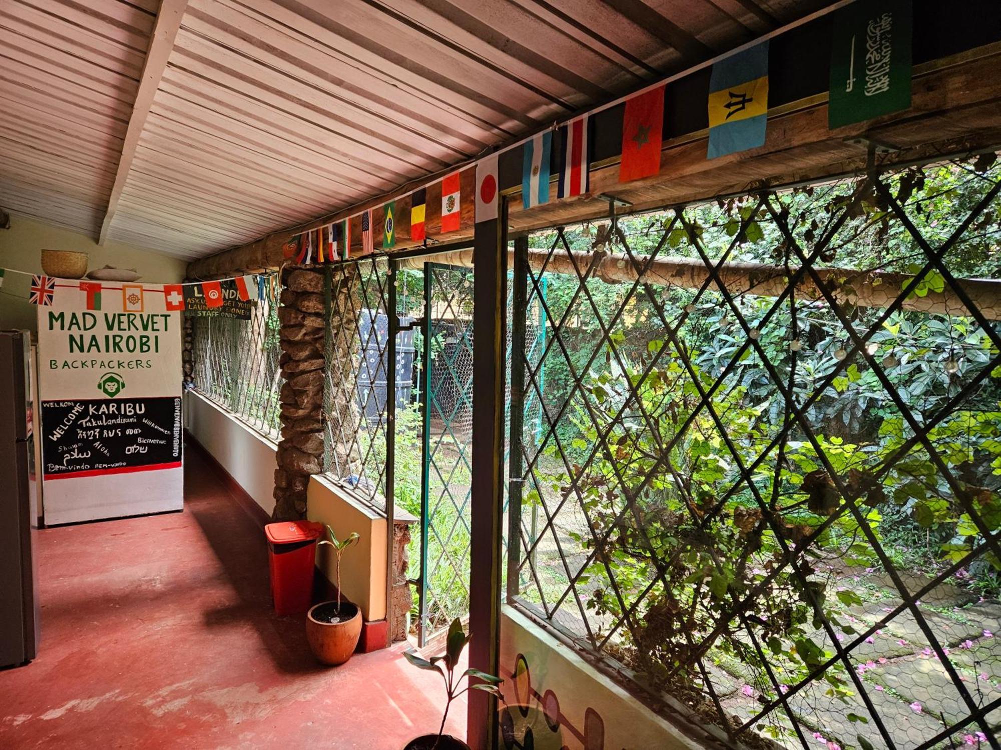 Mad Vervet Nairobi Backpackers Hostel Bagian luar foto