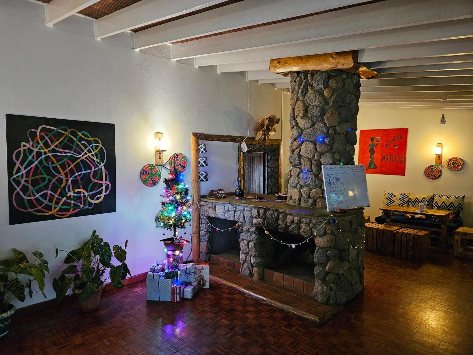 Mad Vervet Nairobi Backpackers Hostel Bagian luar foto